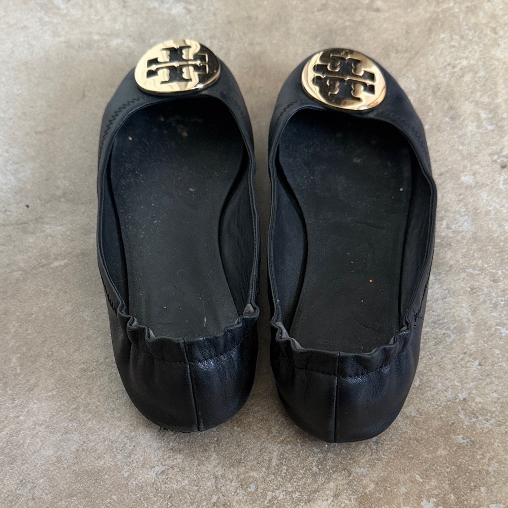 Tory Burch Black Leather Ballet Flats with Gold Logo Medallions - Picture 4 of 5